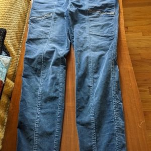 WHBM The skinny ankle blue distressed corduroy pant size 8